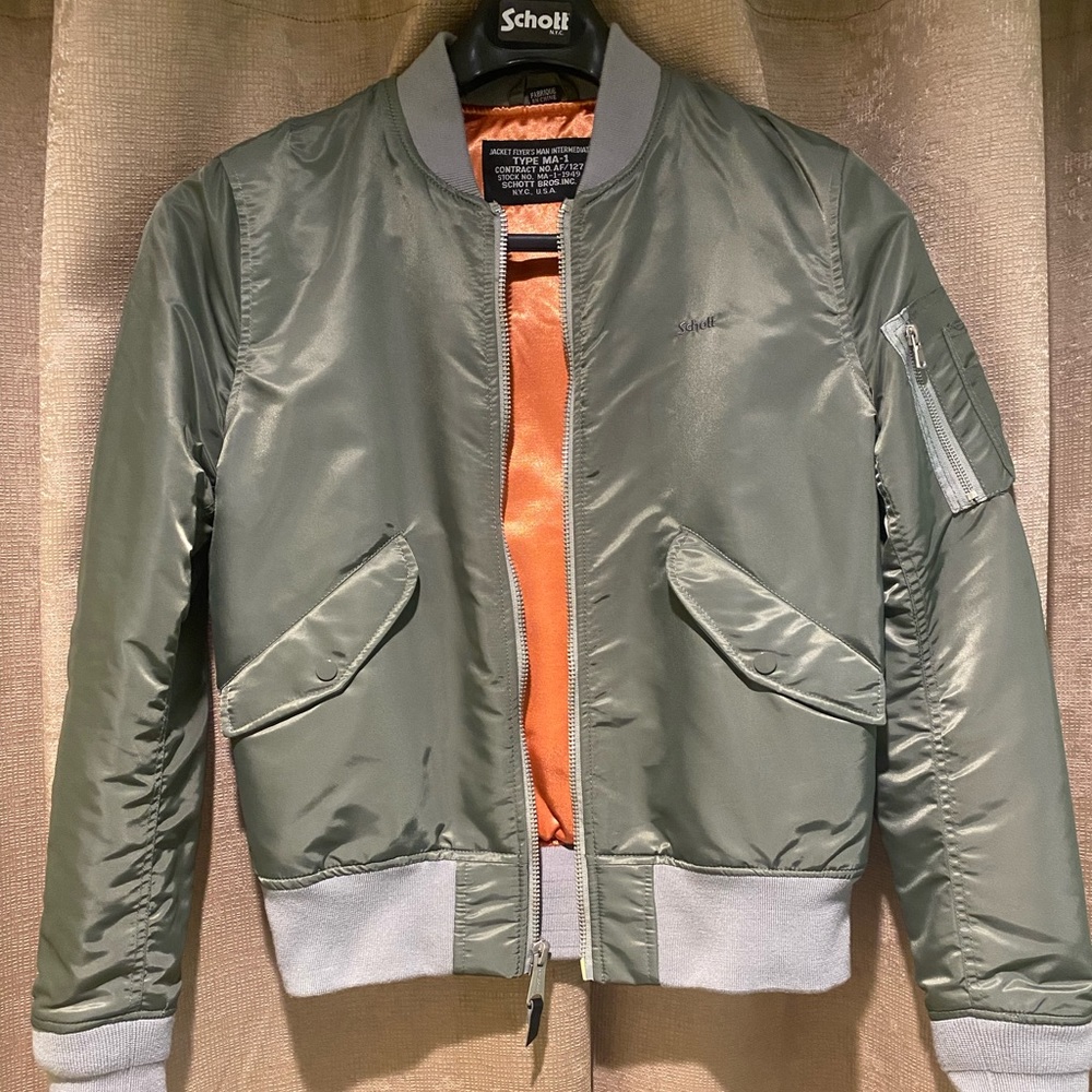 SCHOTT NYC Green Bomber Jacker Size Medium NWOT